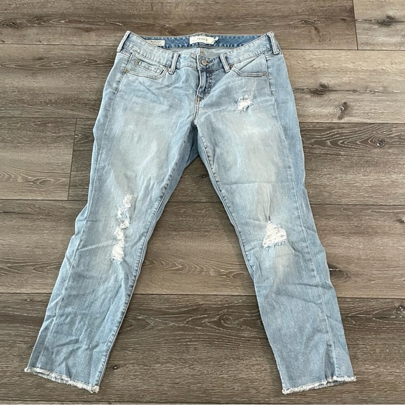 TORRID Crop Boyfriend Jean - Vintage Stretch Light Wash Size 12 Lace Underlay - Picture 4 of 13